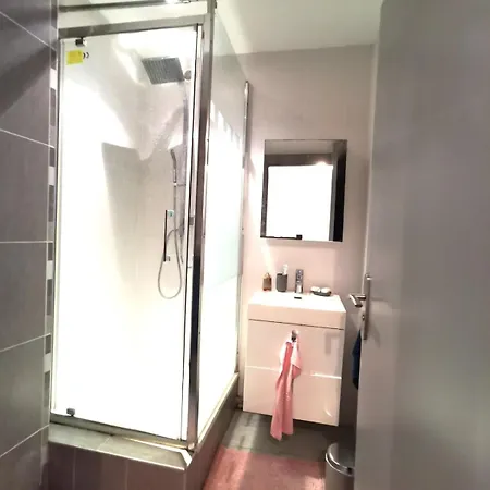 Cozy Deux Pieces, Terrasse, En Centre Valence (Drome)